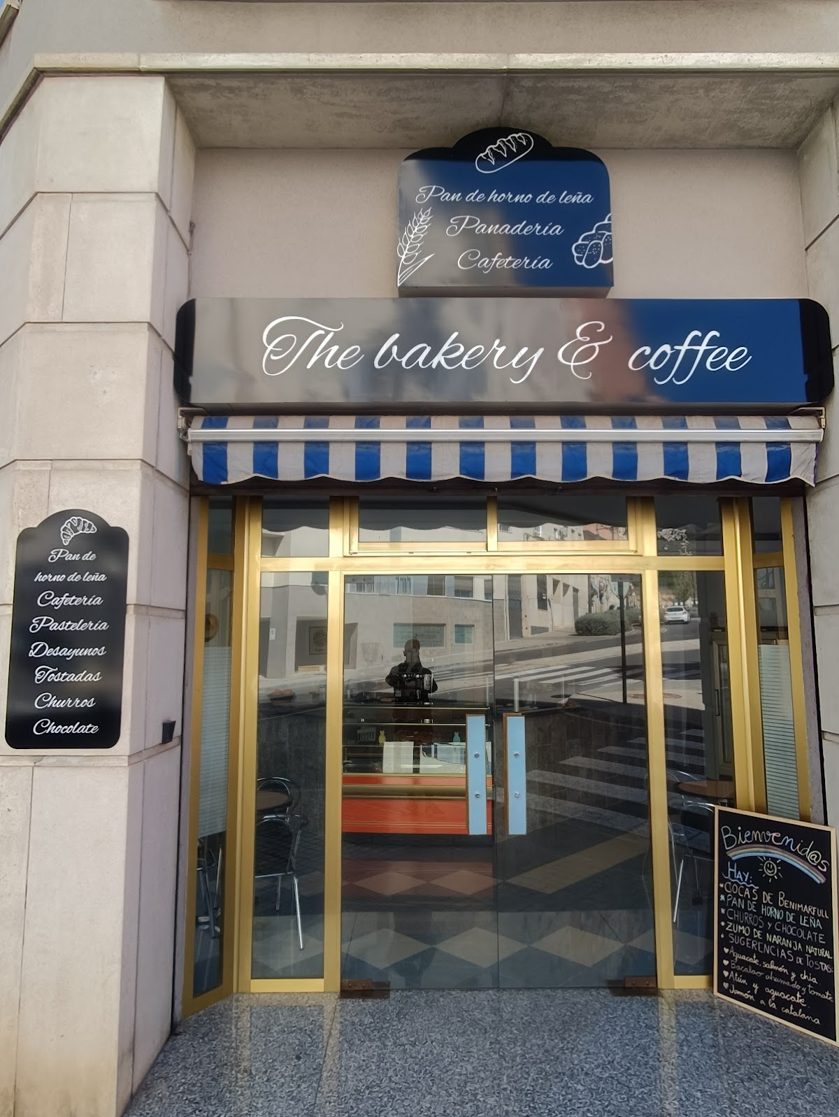 The bakery and coffee - Foto 1