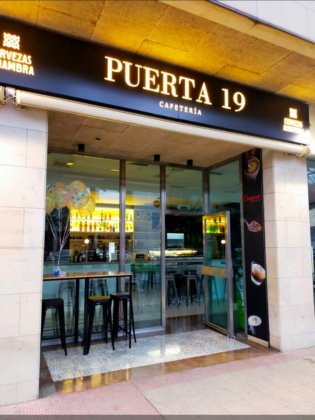 Puerta 19