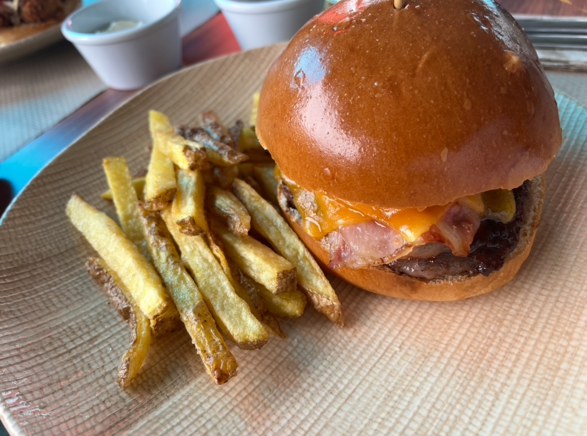 Dinamita Burger Bar - Foto 3