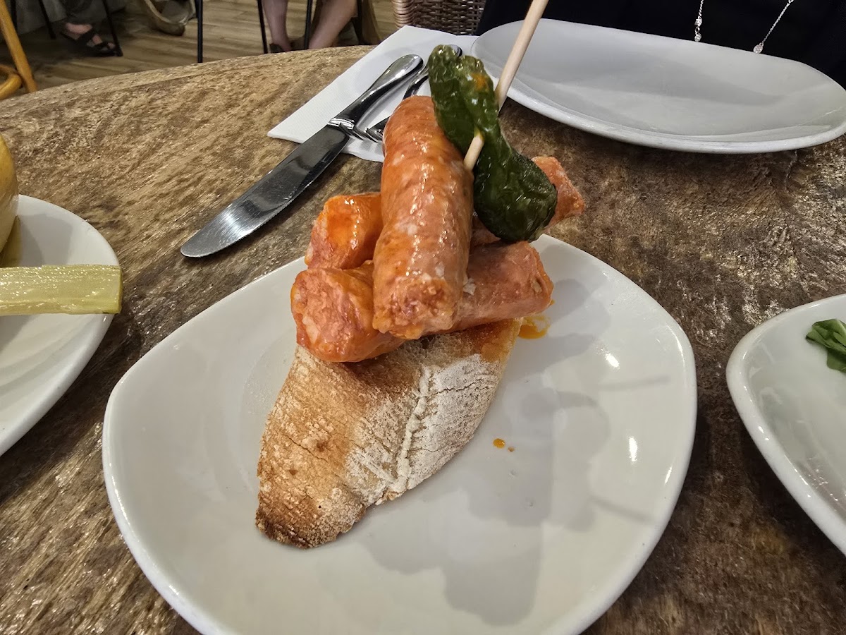 Illari Vinos y Tapas - Foto 4