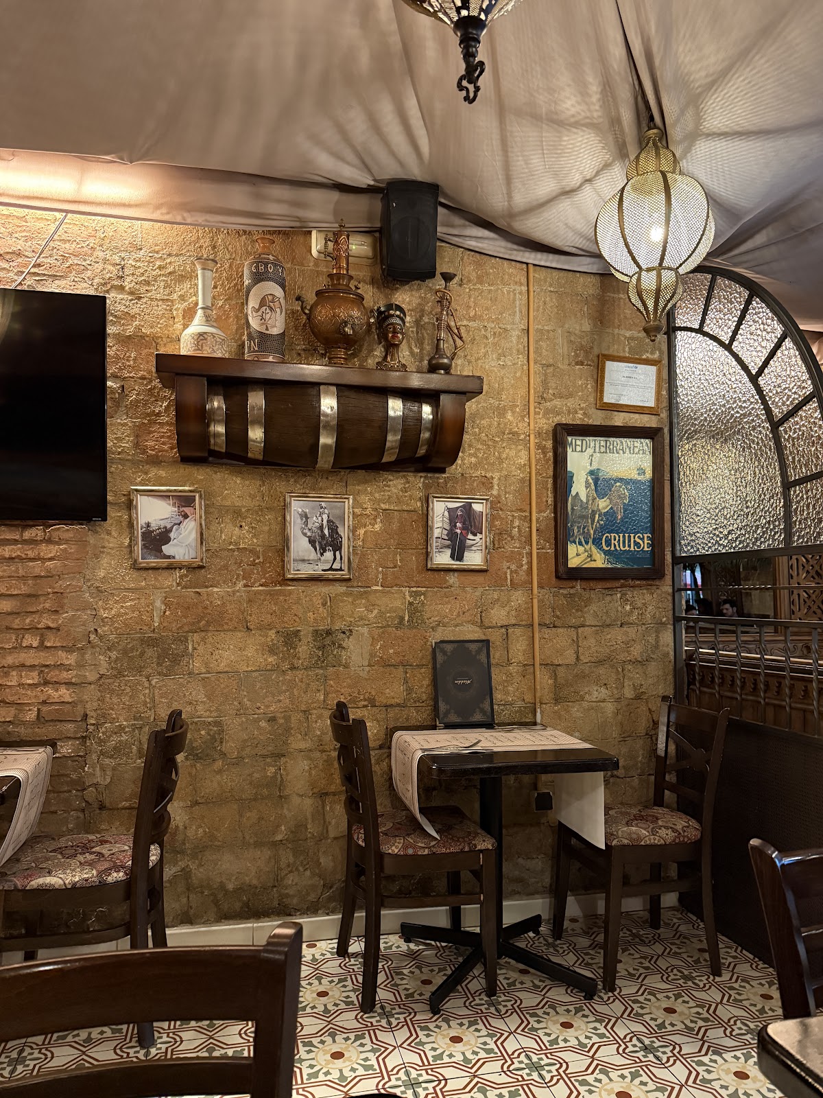 Aladdin Restaurante - Foto 4