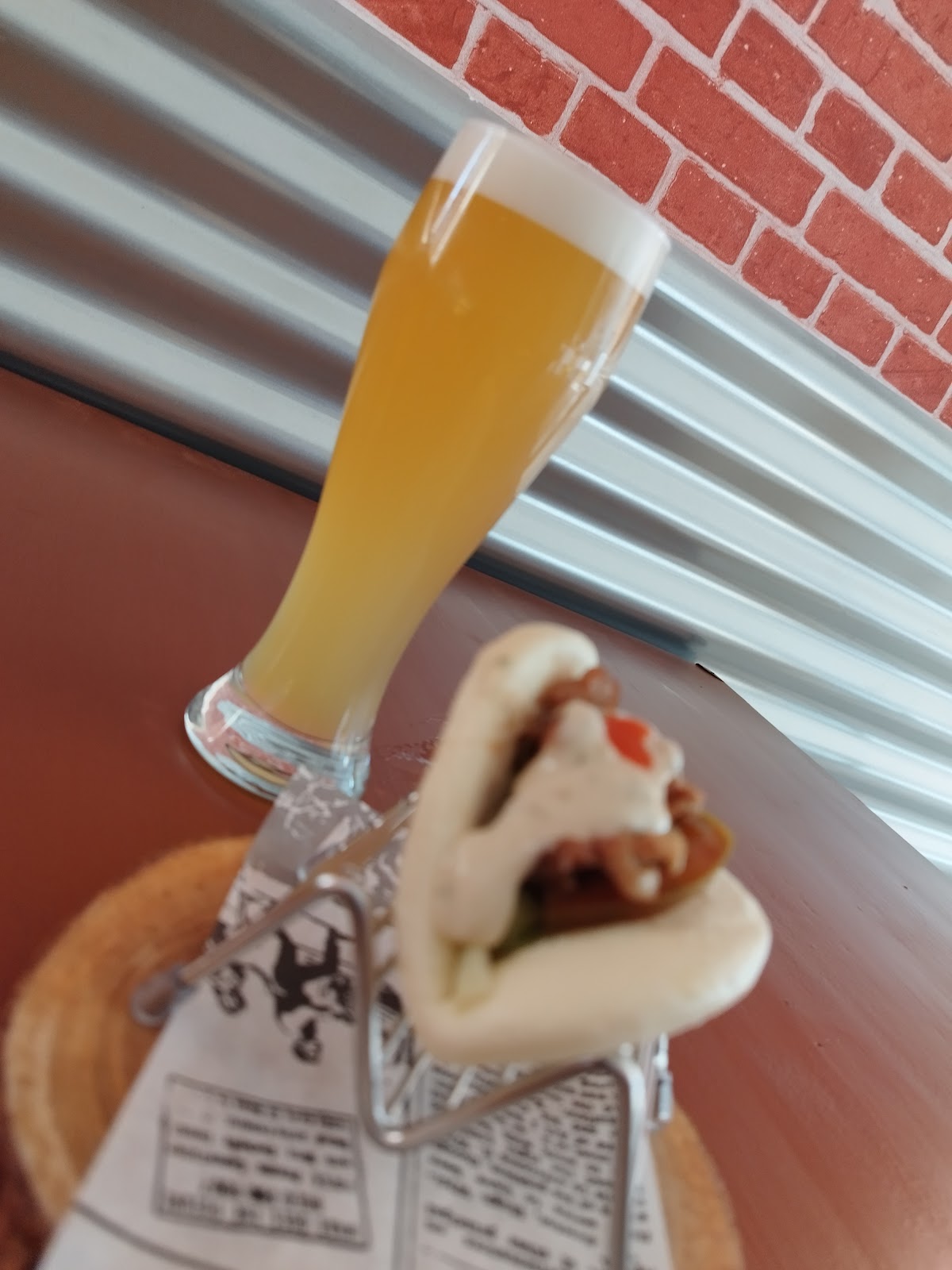 Gastrobar La Fábrica Brewpub - Foto 2