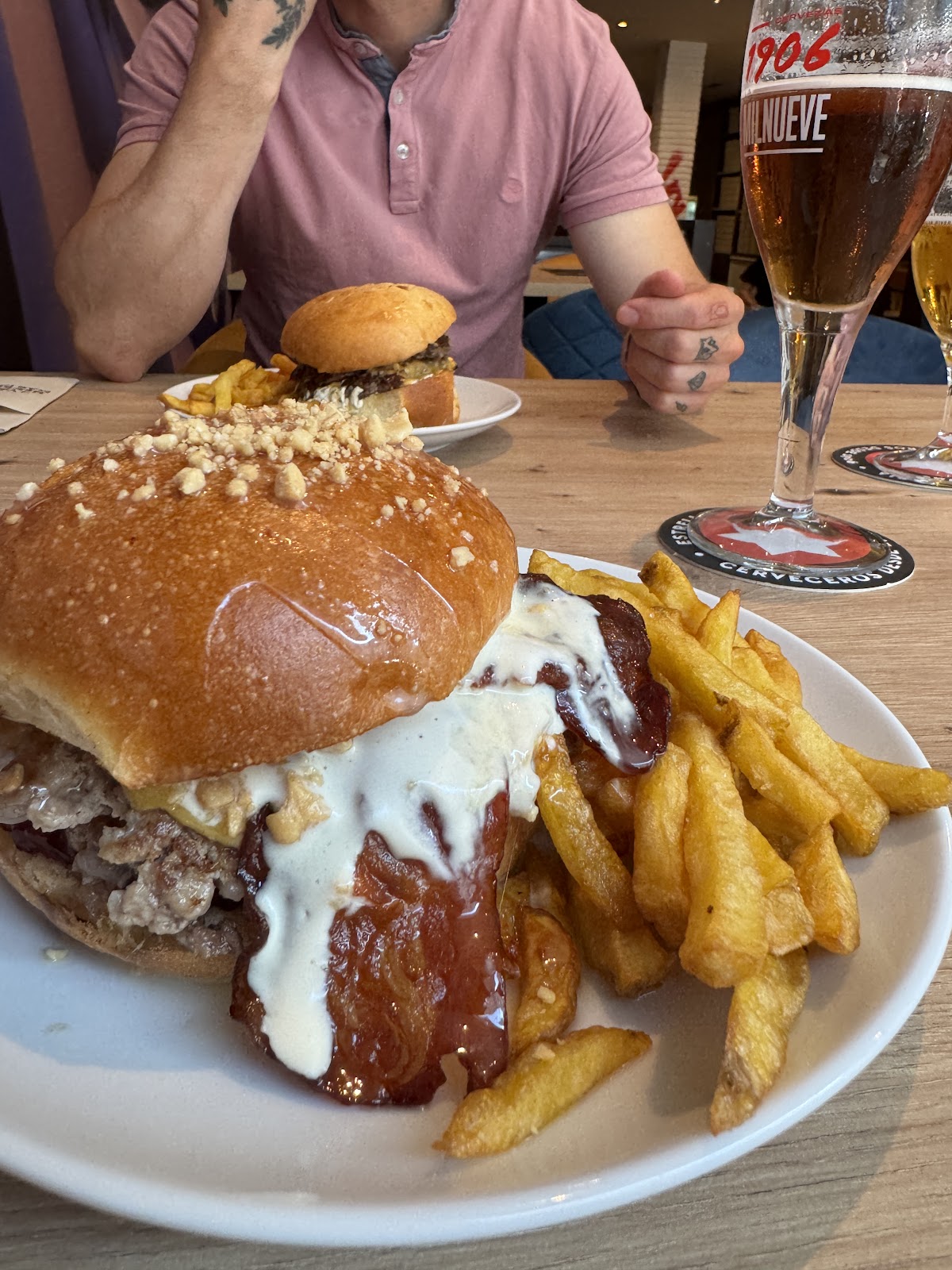 Lokal Sevilla Pontevedra | Hamburguesas Pontevedra - Foto 3