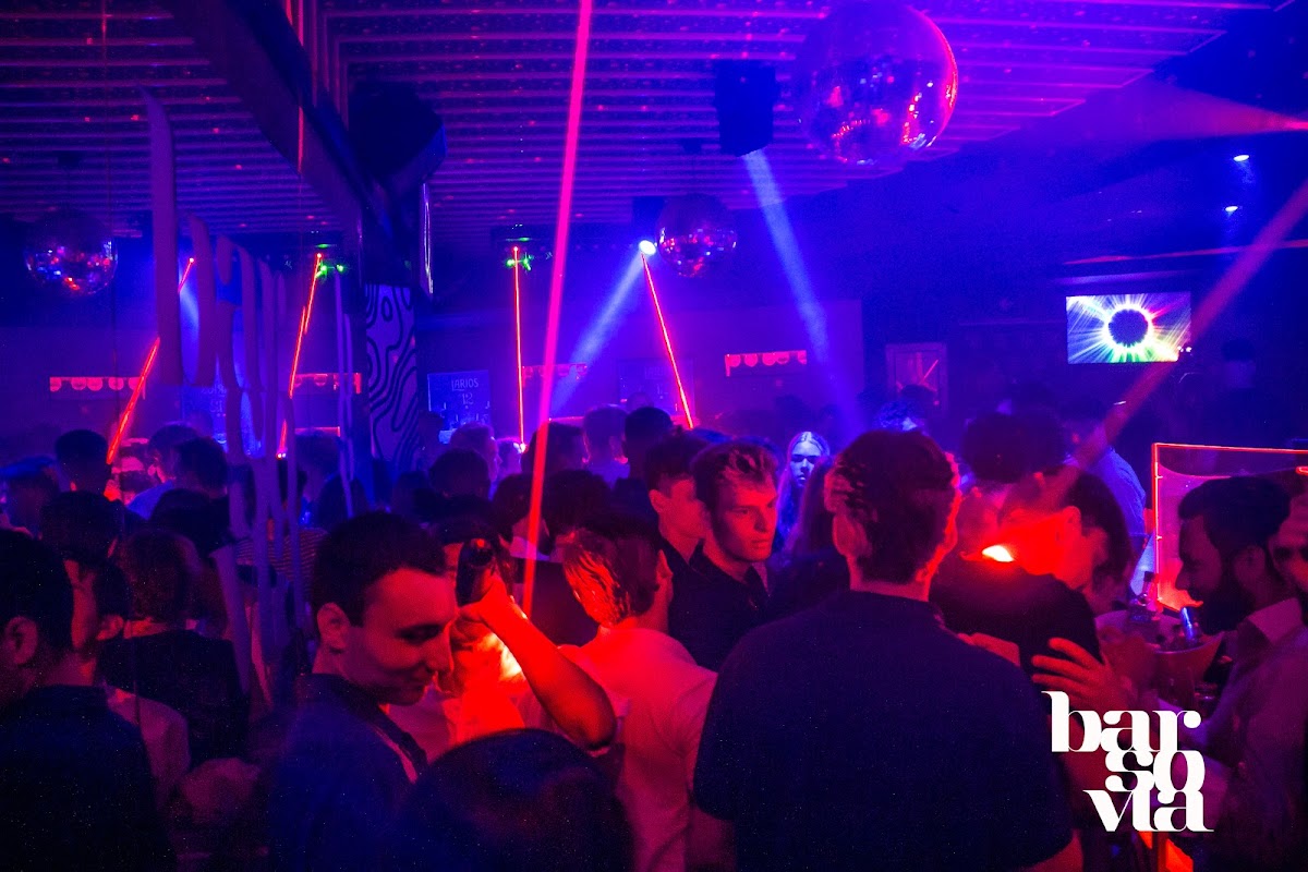 Barsovia Club - Foto 1