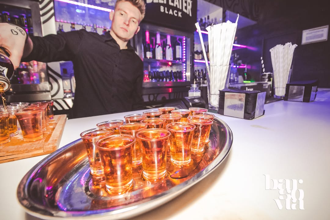 Barsovia Club - Foto 4