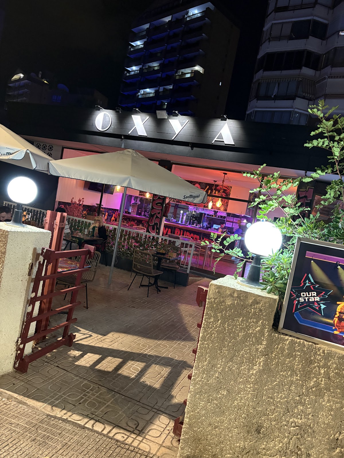 OXYA Burgers Benidorm - Foto 5