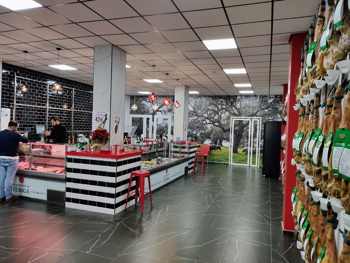 La Jamonería de Cúriga - Foto 2