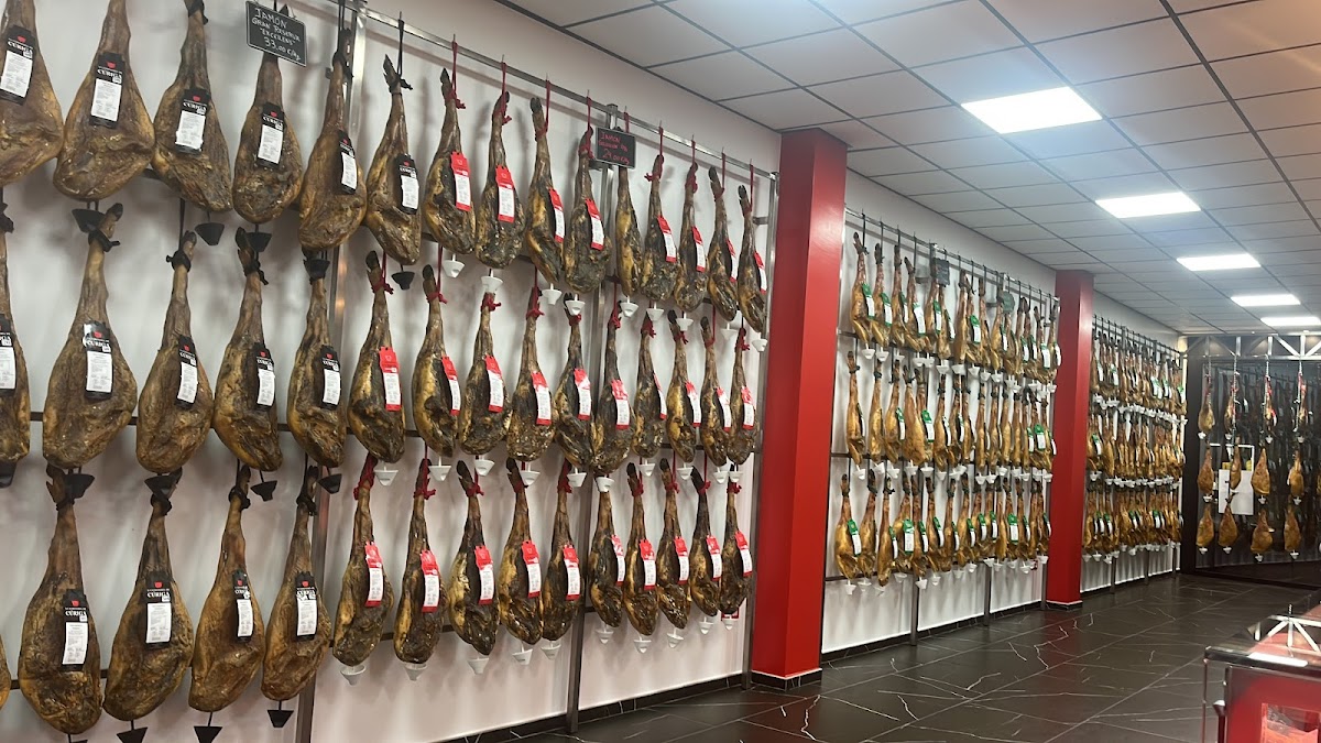 La Jamonería de Cúriga - Foto 3