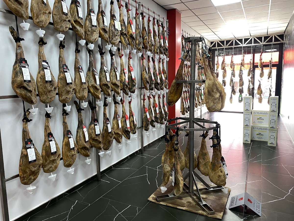 La Jamonería de Cúriga - Foto 4