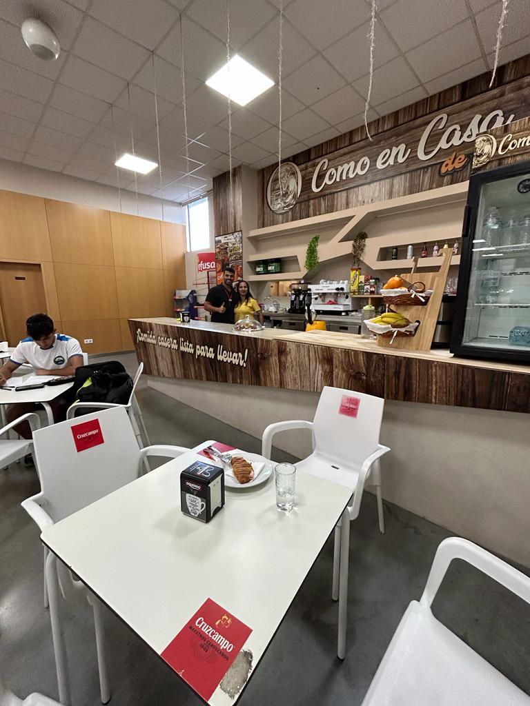 Yoly Fit Bar Café