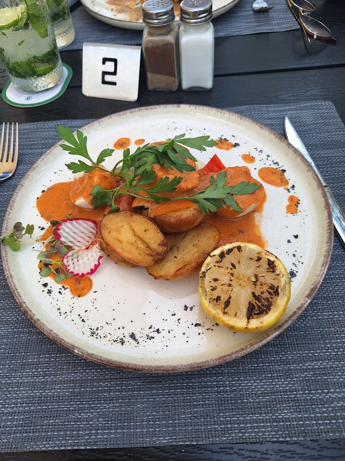 ALBERTO’S GRILL HOUSE - Foto 3