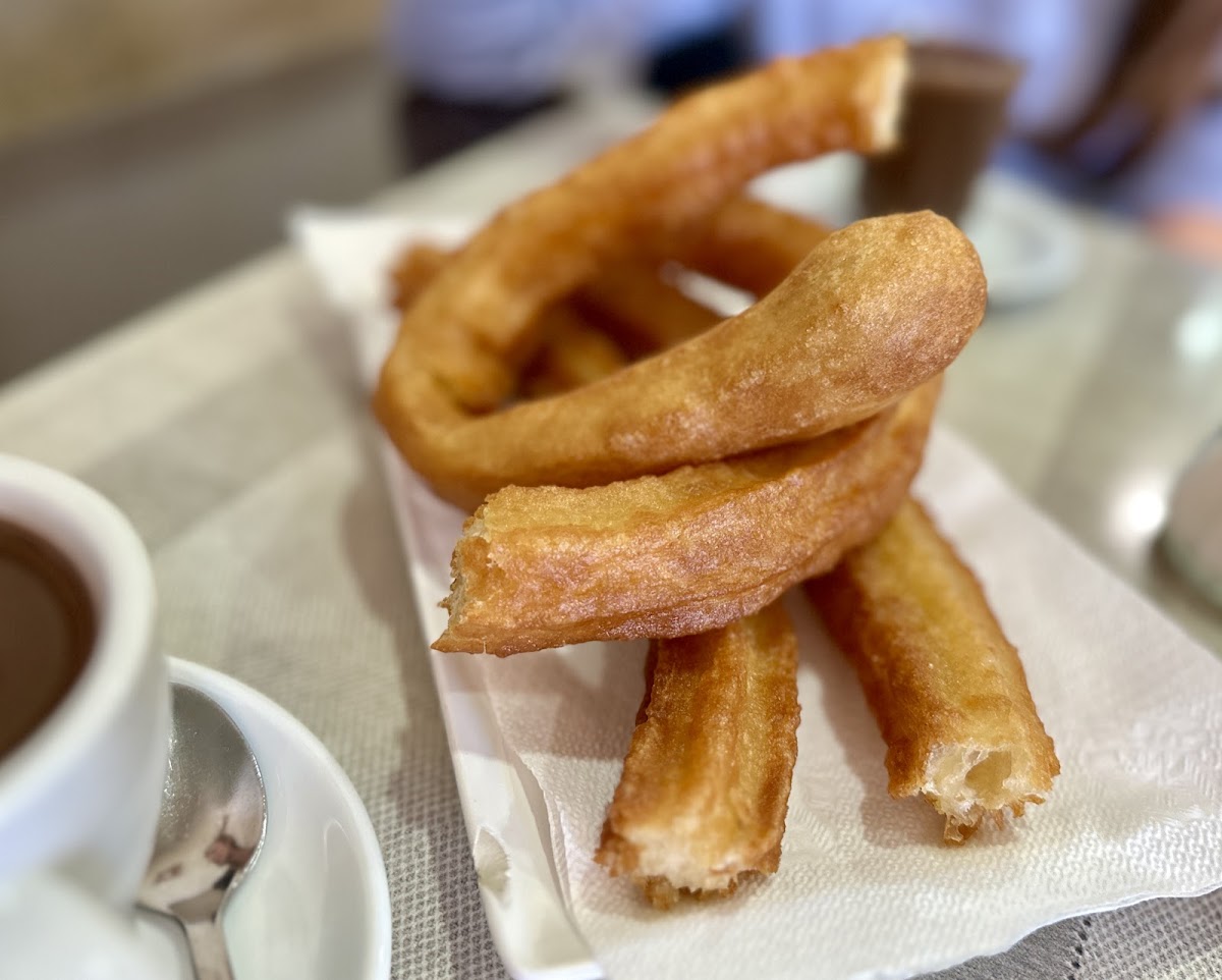De Bon Matí - Churrería Cafetería - Foto 2
