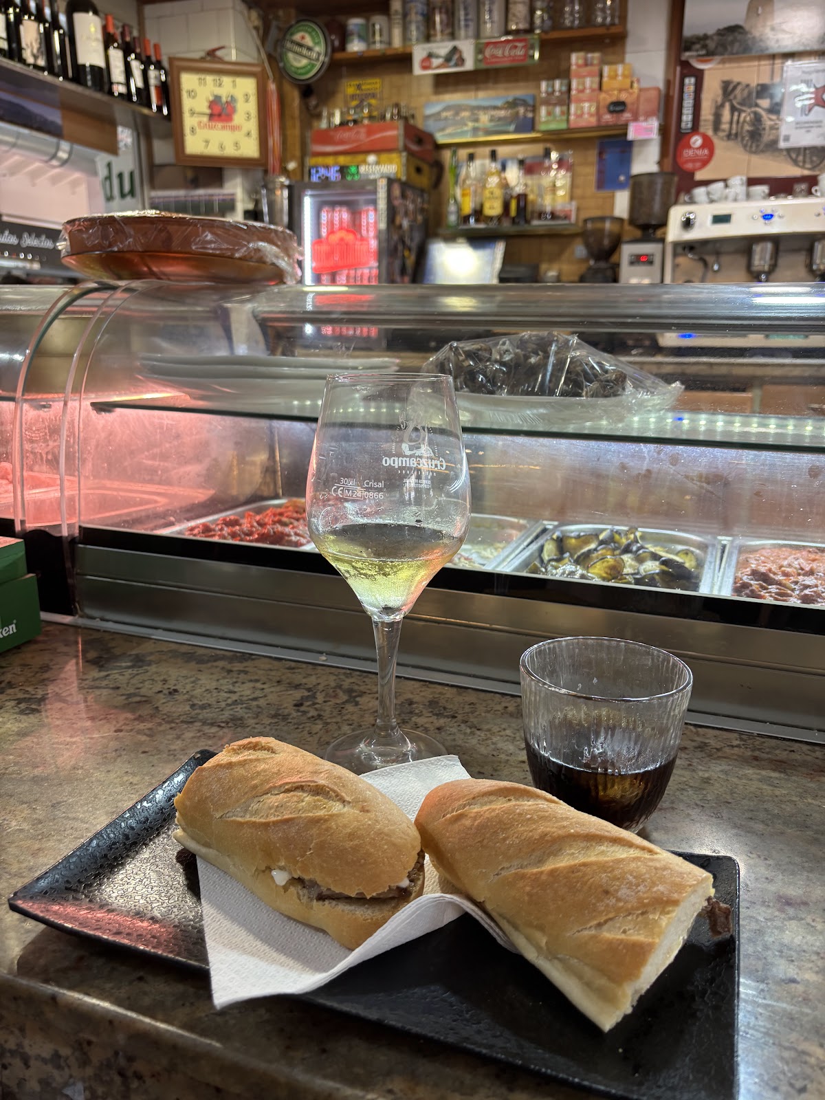 Cafetería Bar Magallanes - Foto 4