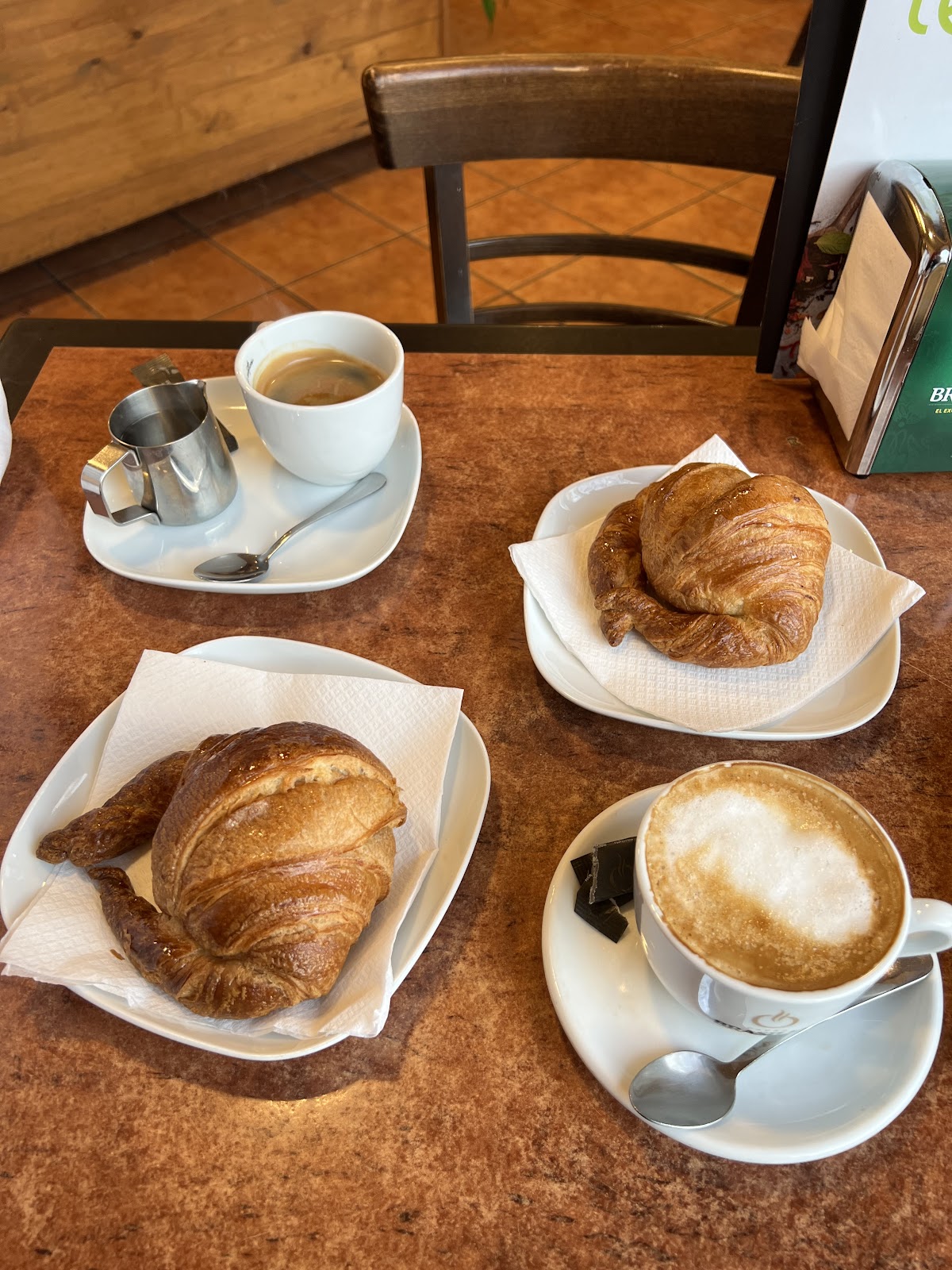 Monty's Cafè - Foto 4