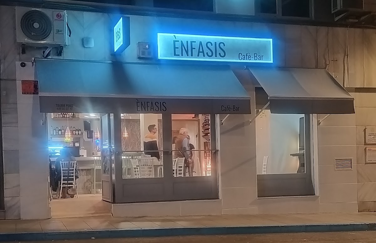 ÈNFAsIS Café -Bar