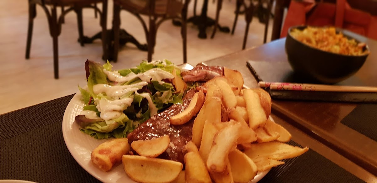 Alusse's Restaurante -Comida Venezolana y fusion Internacional - Foto 2