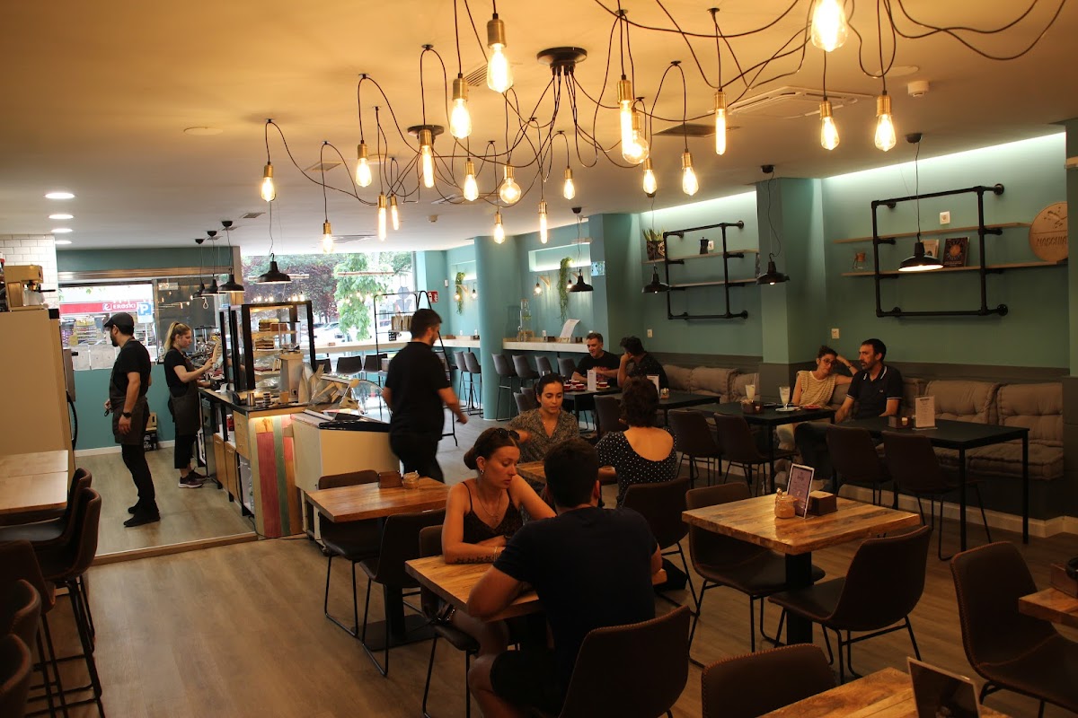 Macchiato Coffee - Shop