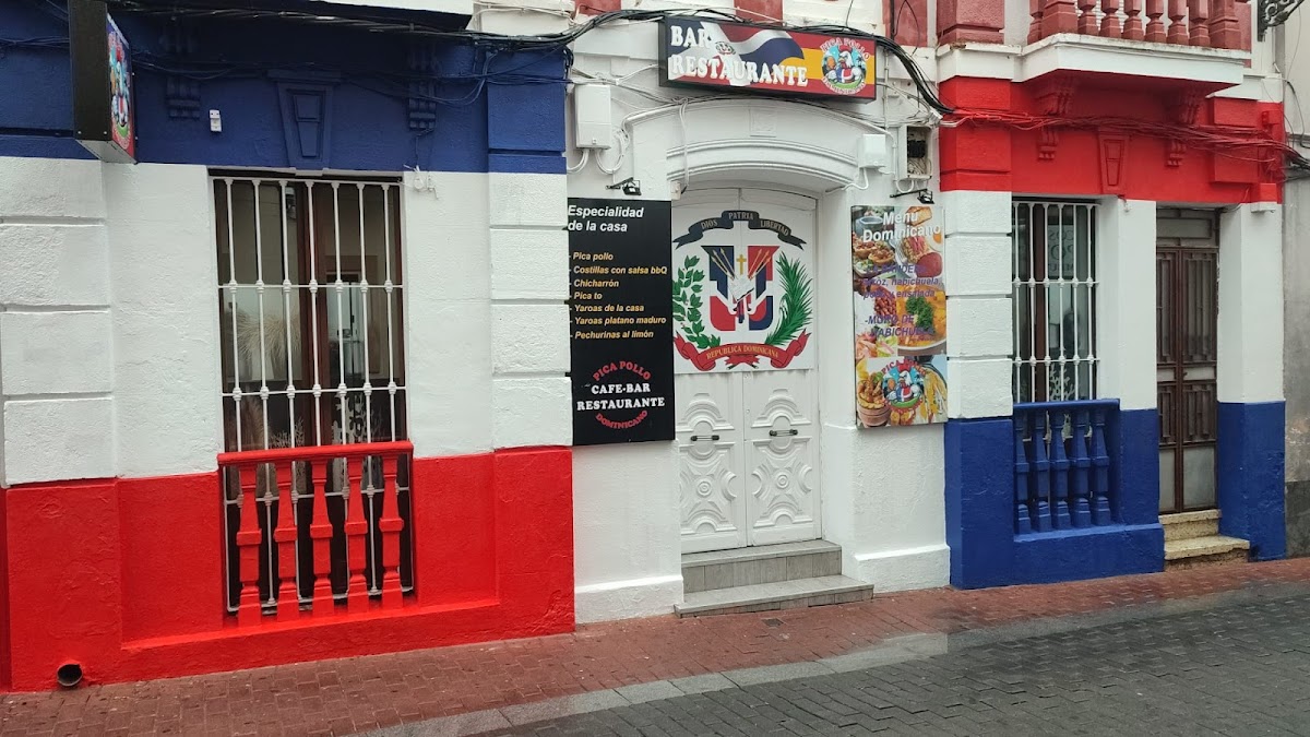 Bar restaurante Pica pollo Dominicano - Foto 1