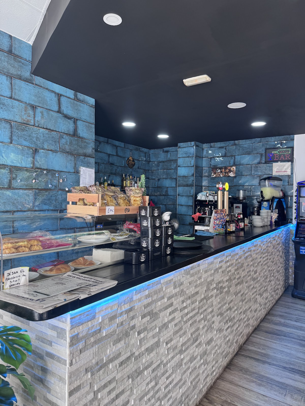 Bar cafetería la plaza