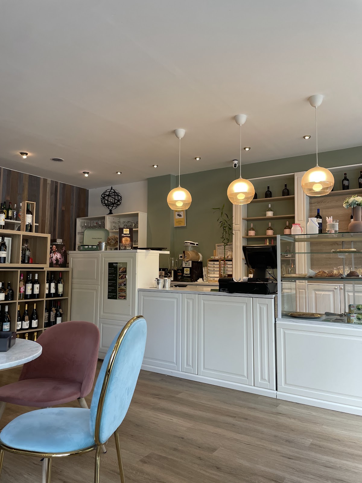 Malvasía - Café & vinos - Foto 5