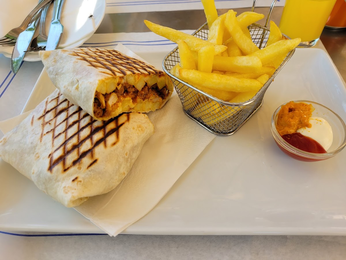 Cafeteria Bocateria Baraka | 100% HALAL - Foto 3