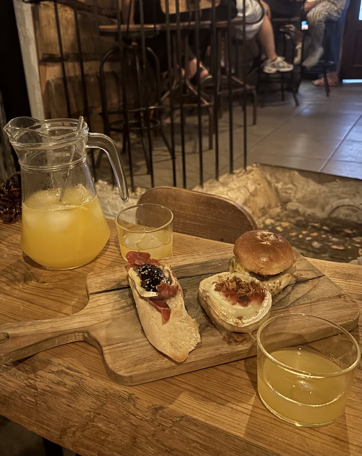 Bar Los Picapiedra - Foto 4