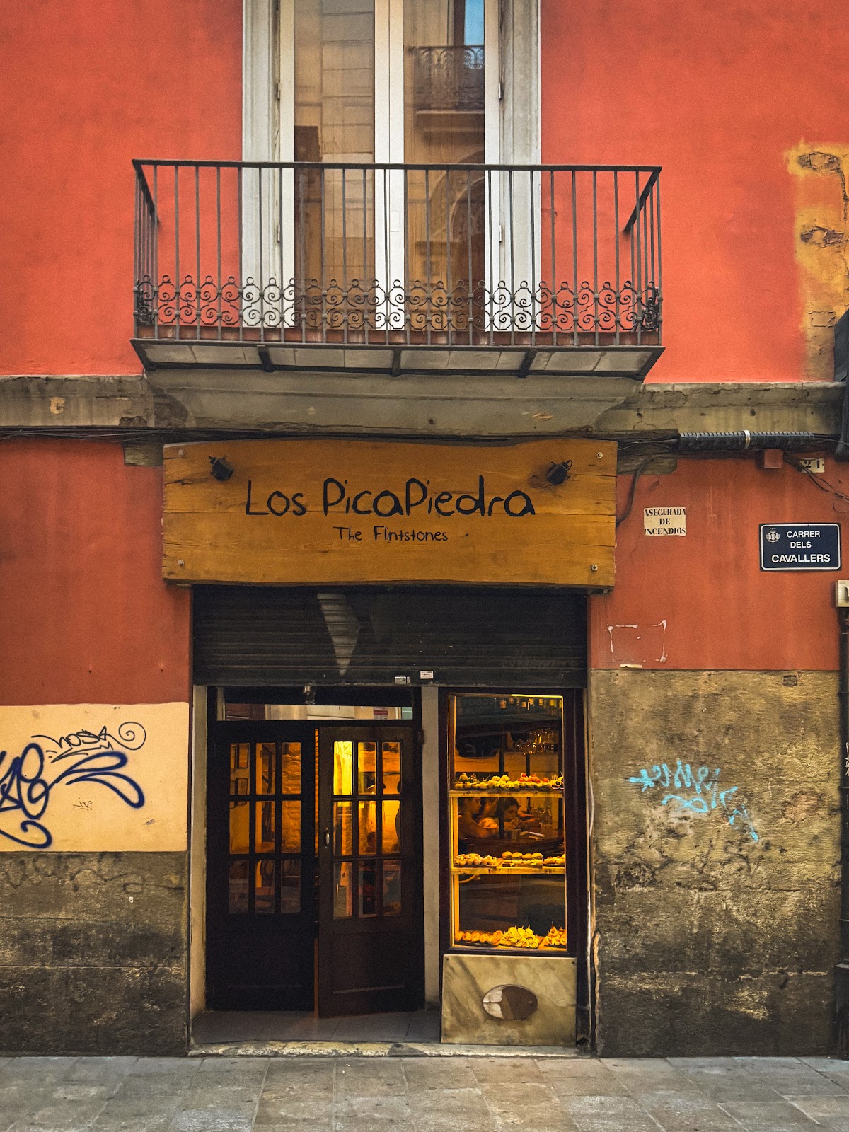 Bar Los Picapiedra - Foto 5