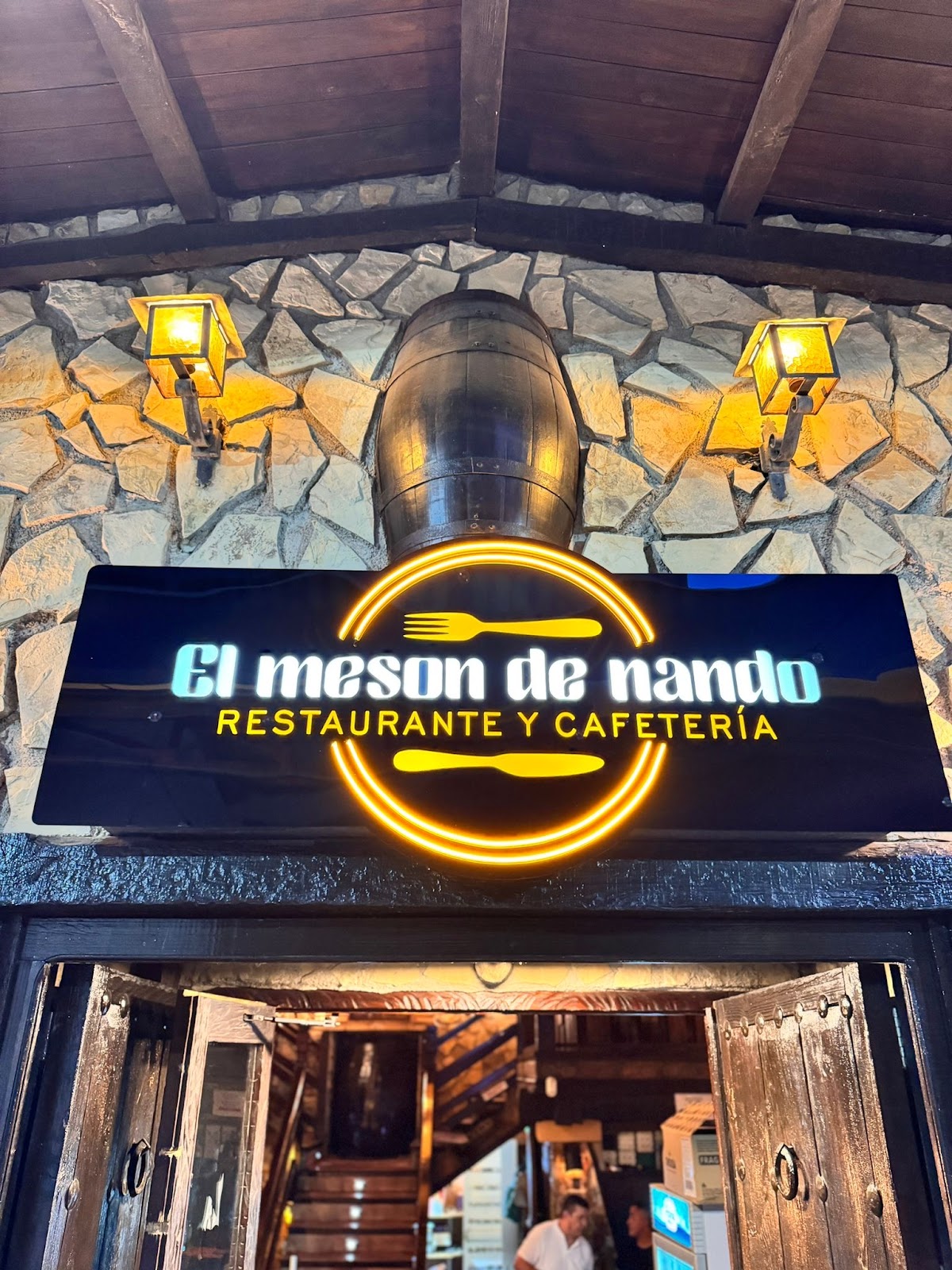 El mesón de nando - Foto 1