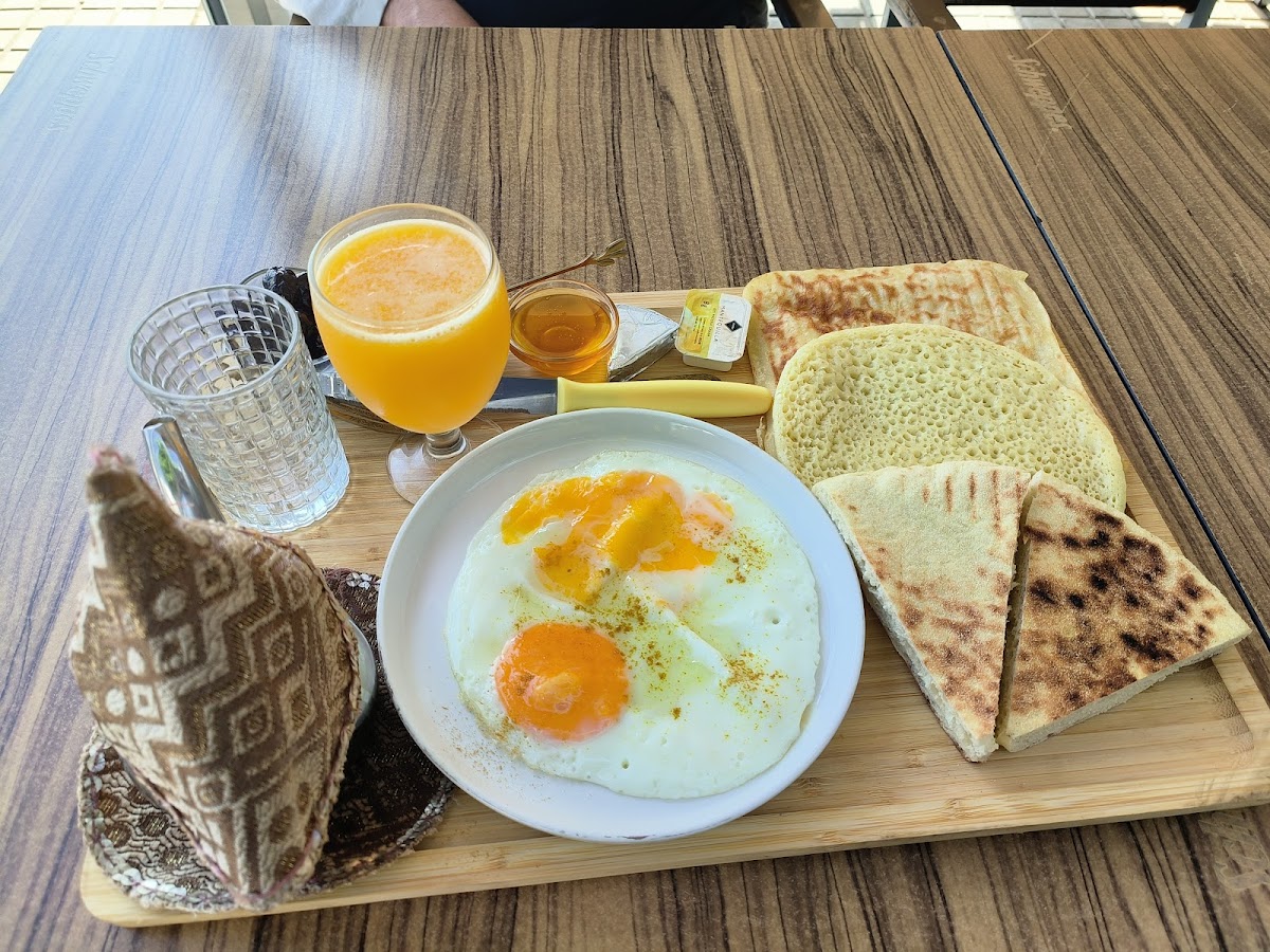 Café Tetuán Halal - Foto 3