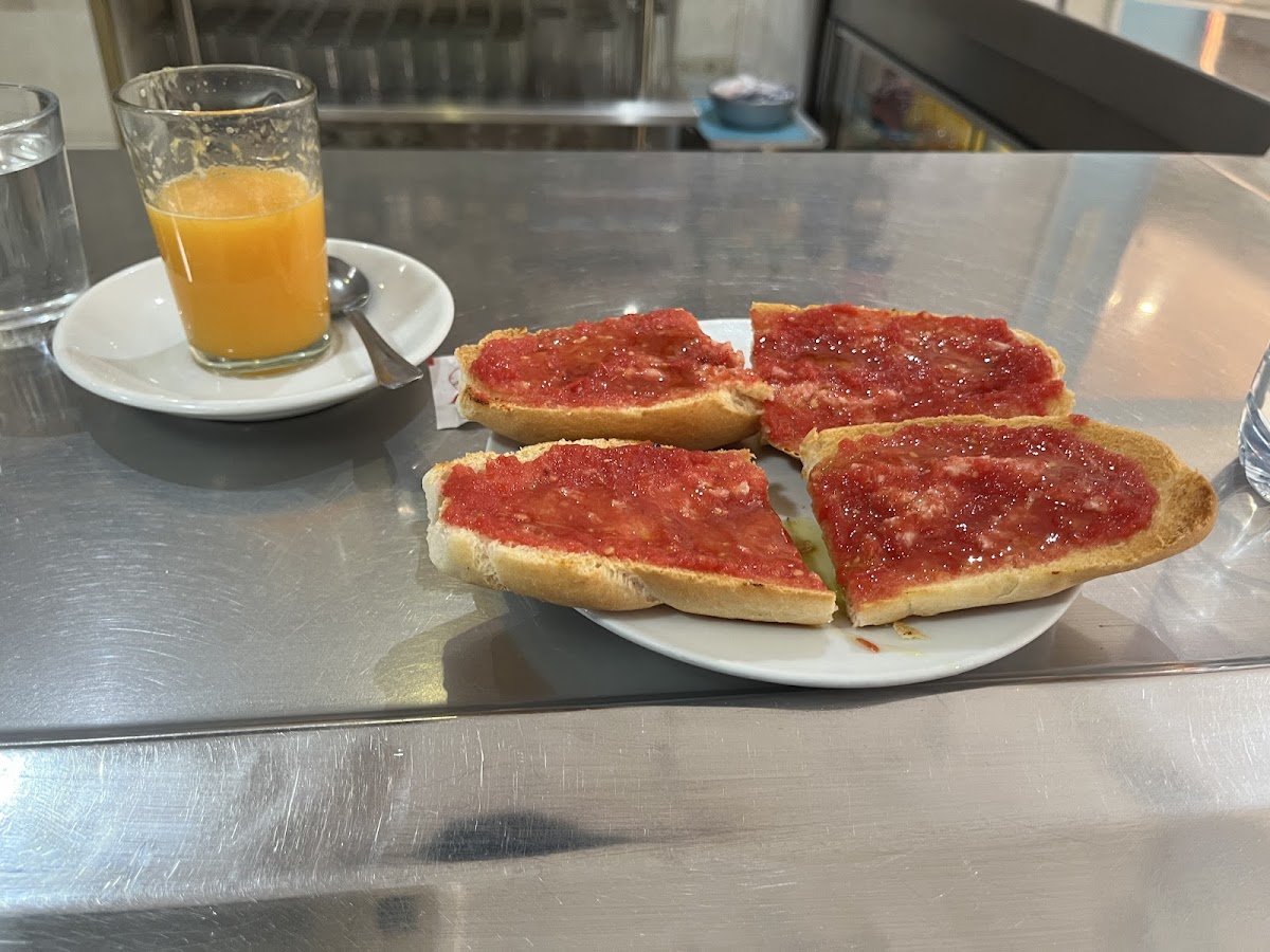 Cafetería Agustín - Foto 5