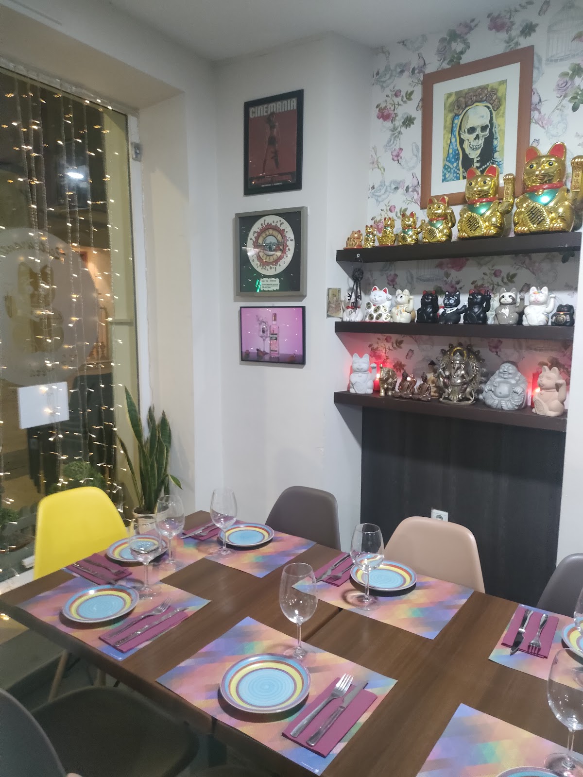 La Pirámide, Gandía. Restaurante.