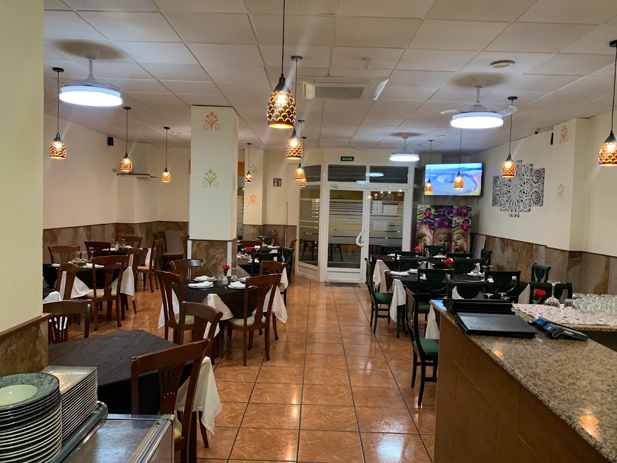 CURRYPIZZA INDIAN RESTAURANTE - Foto 1