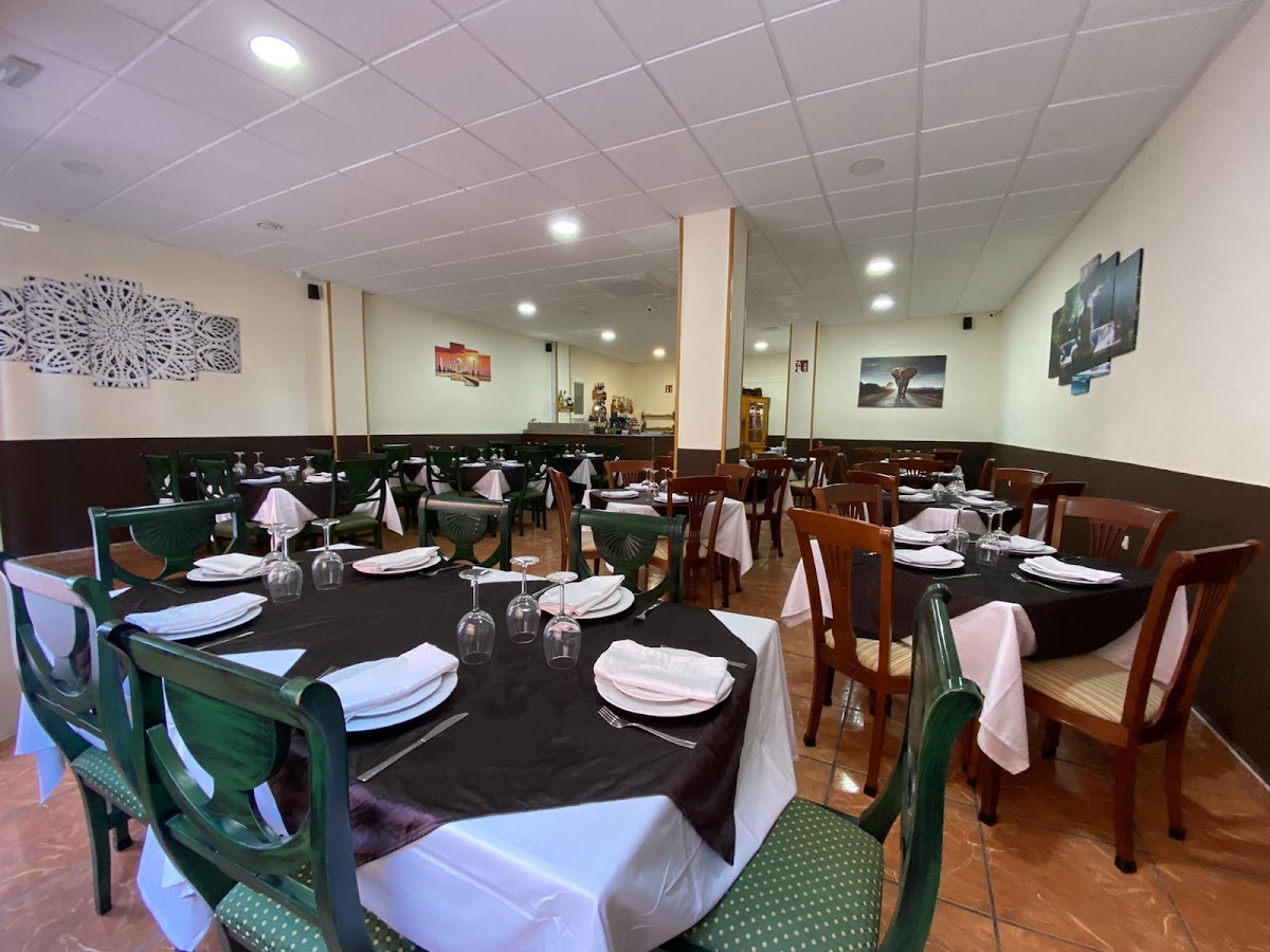 CURRYPIZZA INDIAN RESTAURANTE - Foto 4