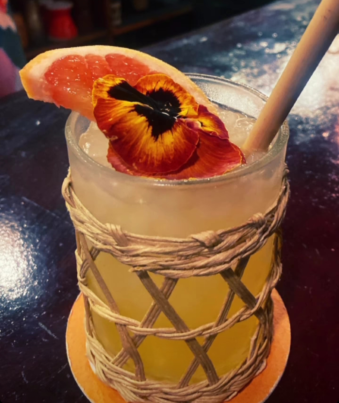 Tiki Volcano Bar - Foto 2