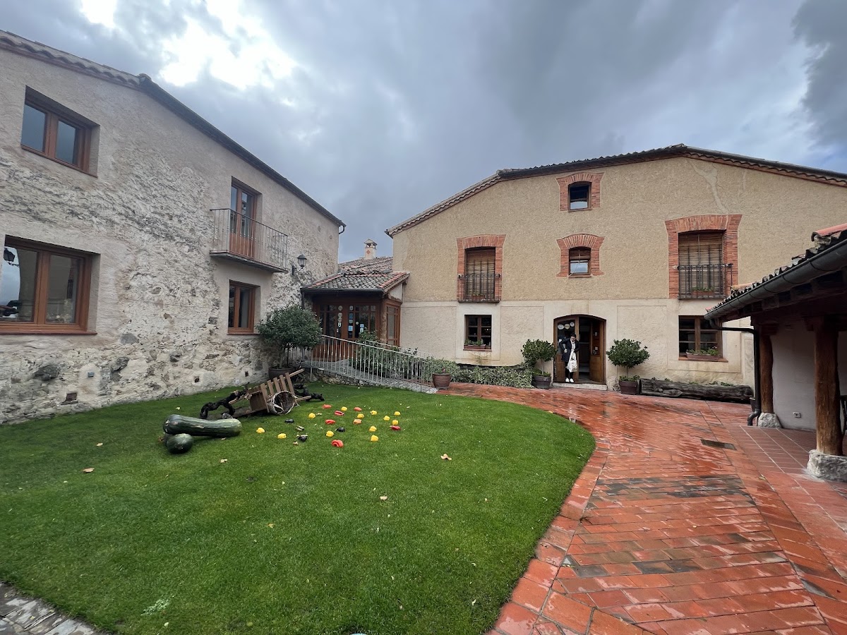 Restaurante Asador La Portada de Mediodía - Foto 4