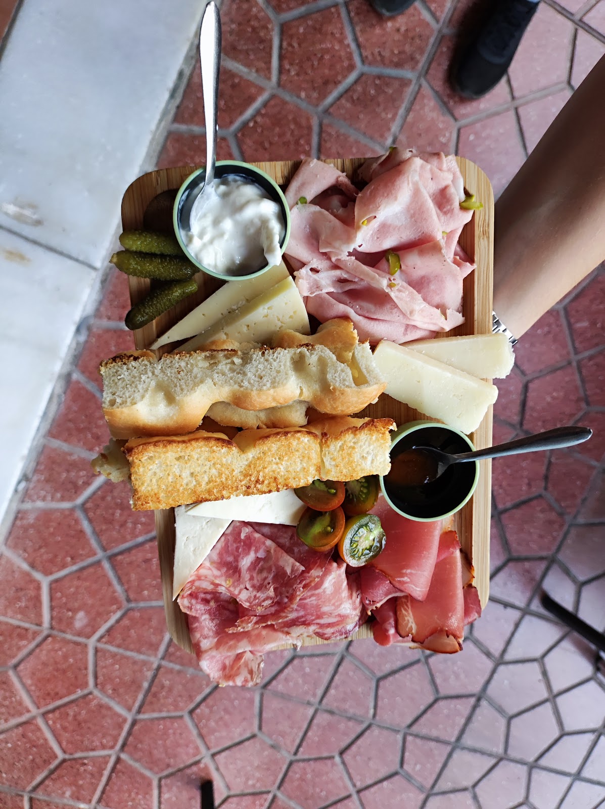 Al+Ba Italian Bar, Caféteria & Shop - Foto 5