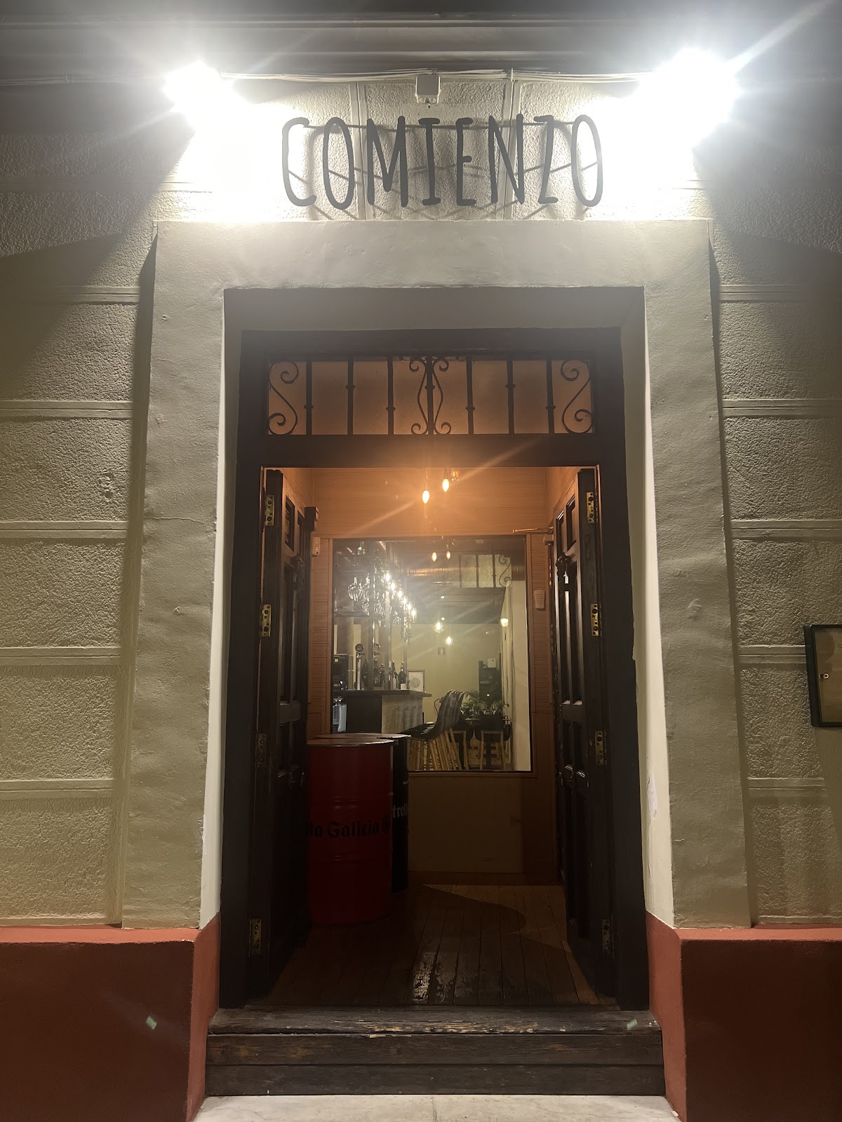 Taberna Comienzo - Foto 1