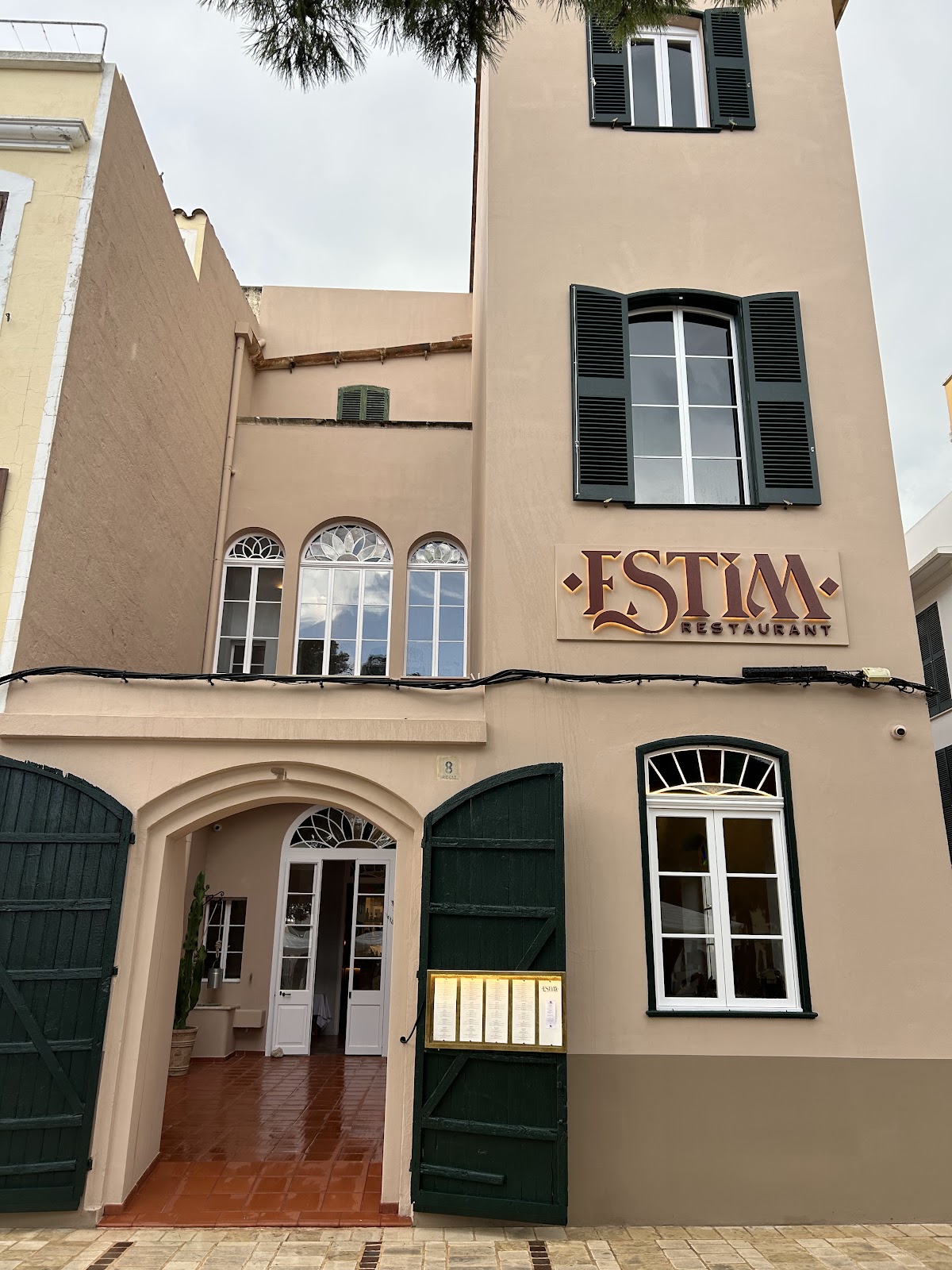 ESTIM RESTAURANT - Foto 4