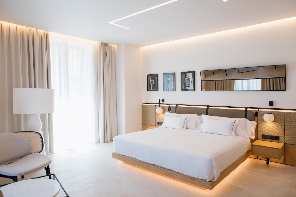 MYR Hotel Puerta Serranos - Foto 2