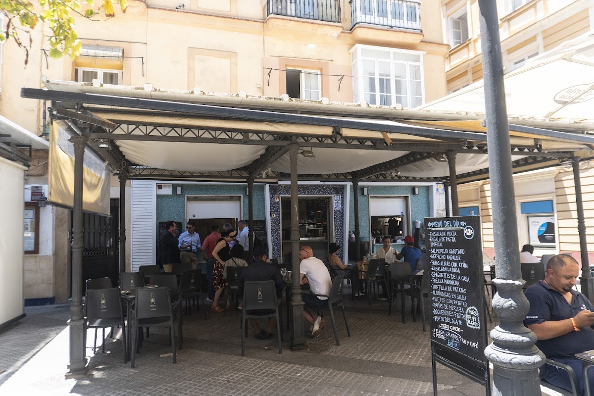 Bahia Cadiz Restaurante 1965 - Foto 1