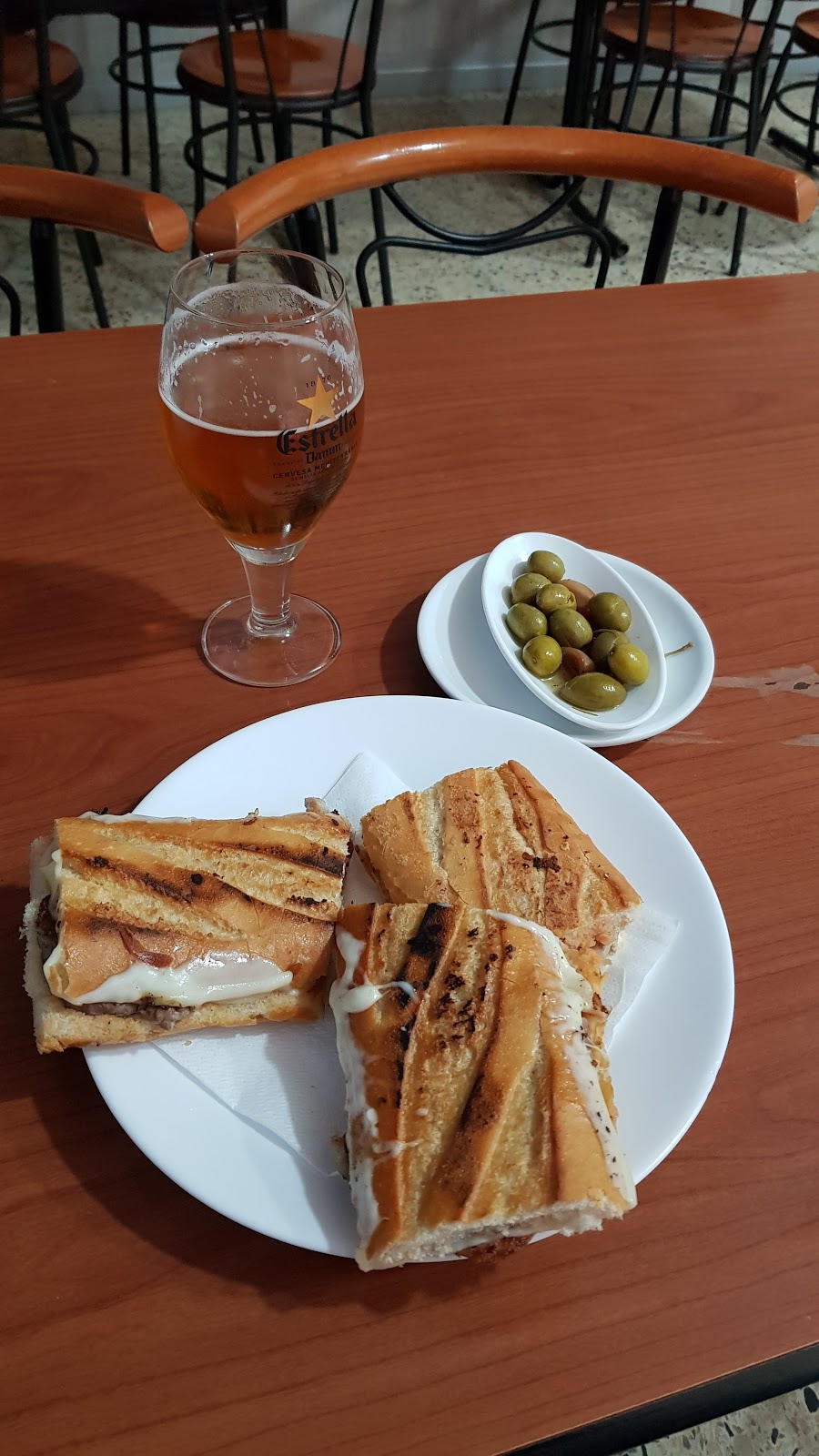 Bar Kumhara Almuerzos - Foto 2