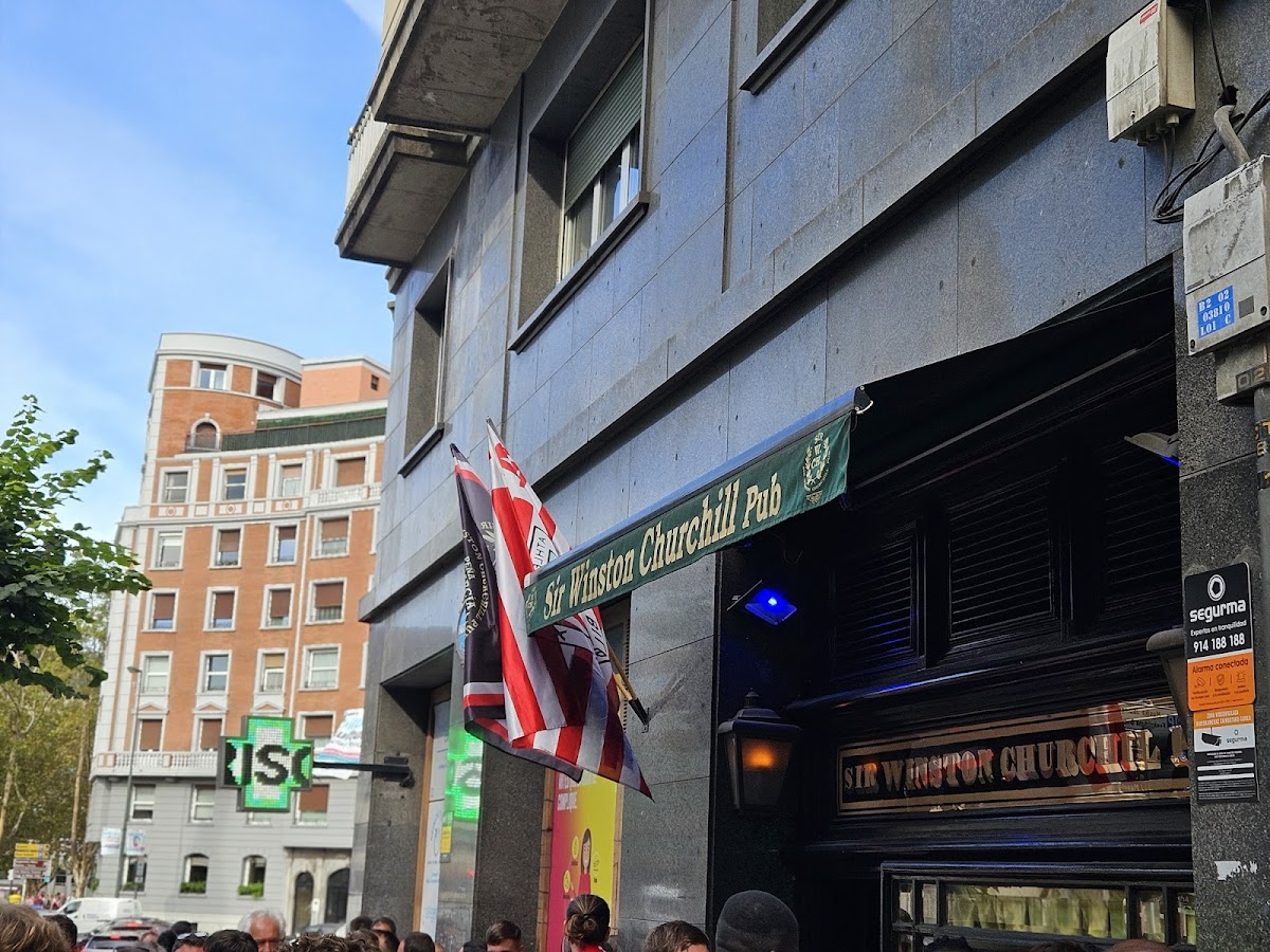 Sir Winston Churchill Pub - Foto 5