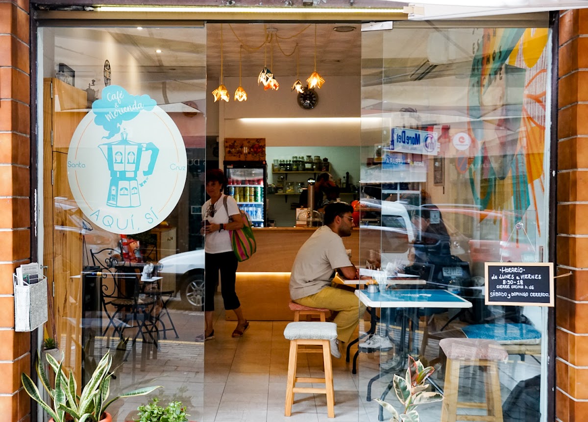 Aquí, Sí - Café y Merienda - Foto 1