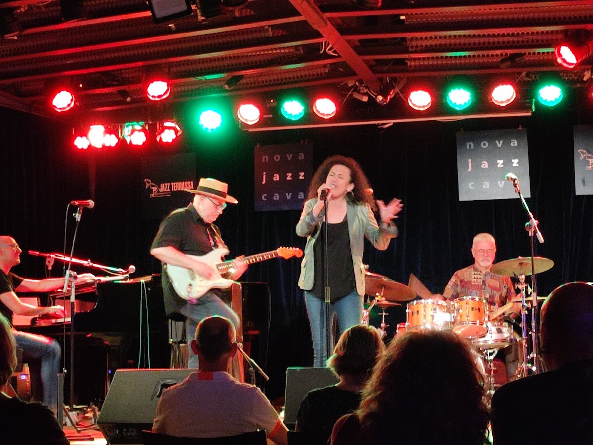 Nova Jazz Cava - Foto 3