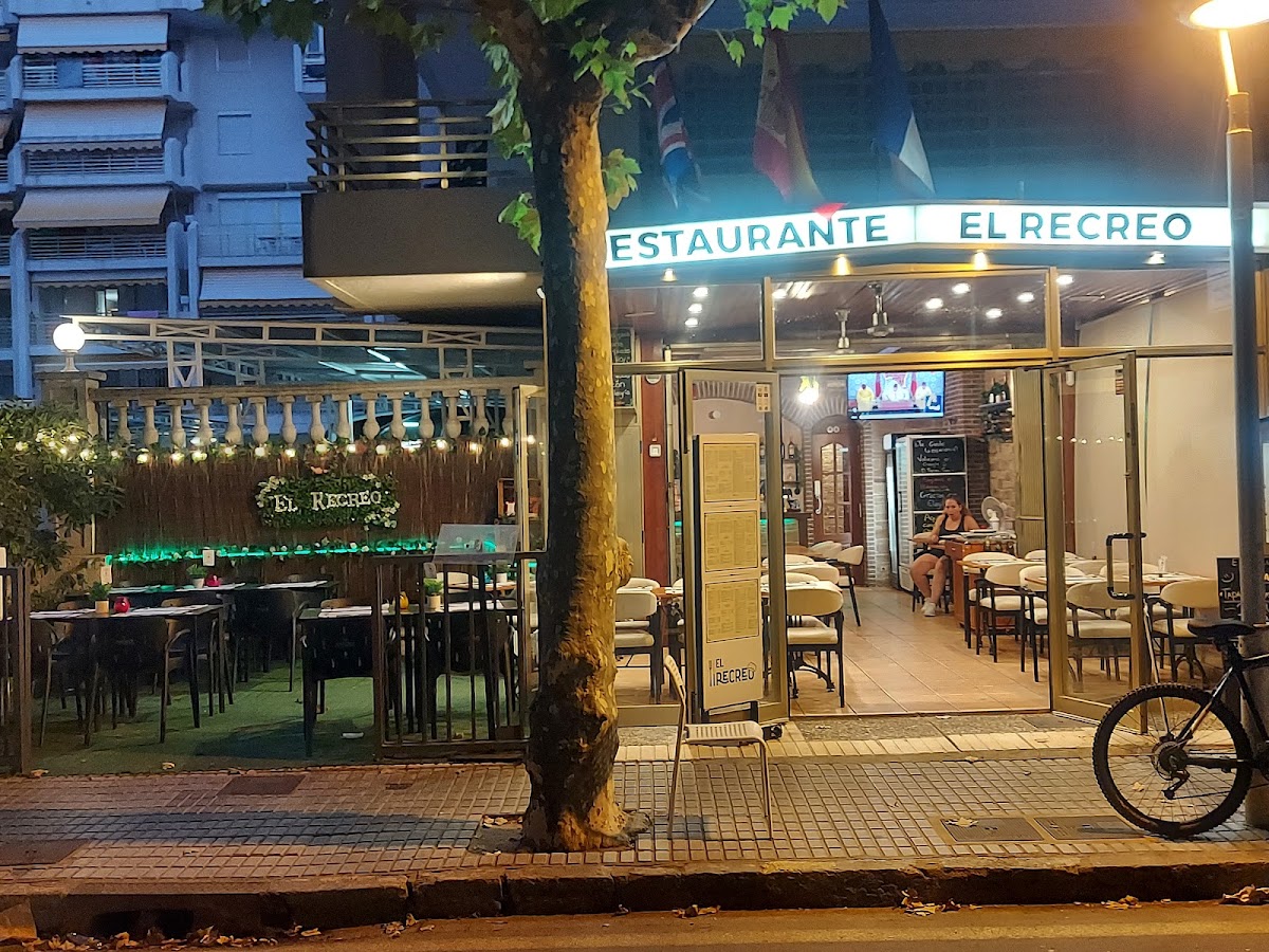 Restaurante El Recreo - Foto 1