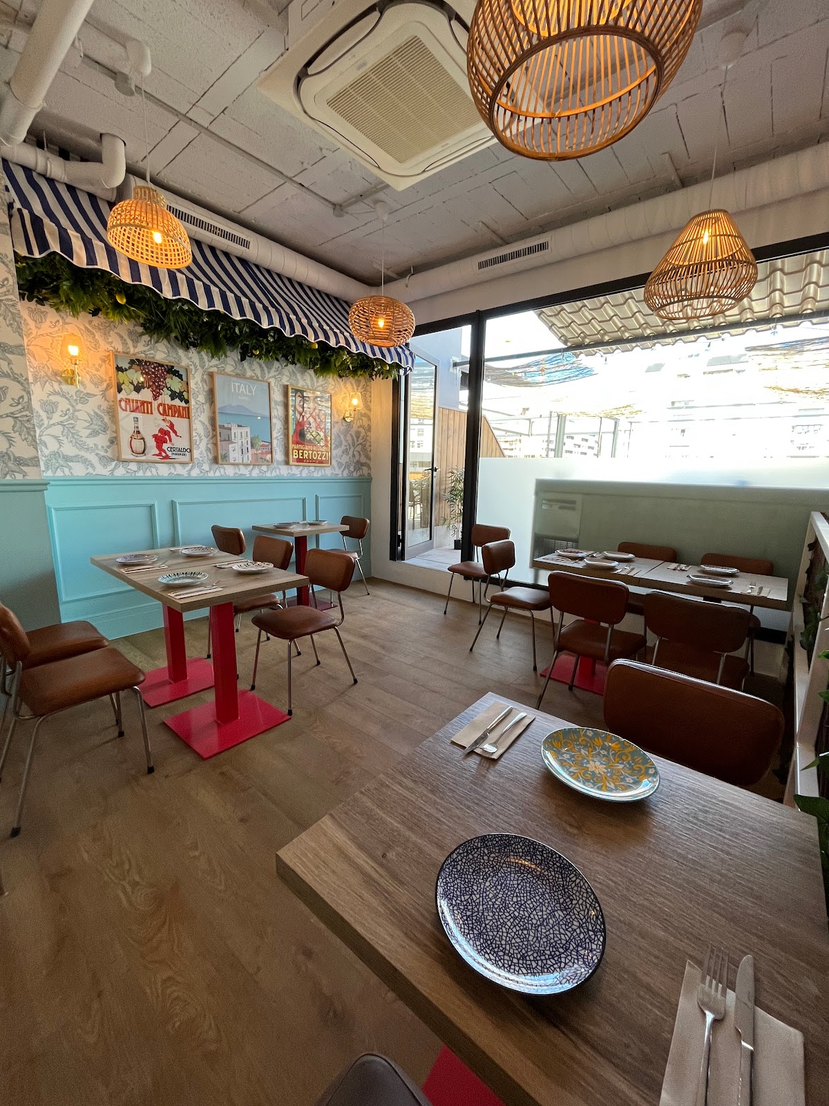 Ragú Trattoria - La Pecora nera