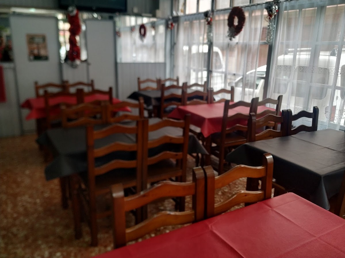 Bar Cafetería Transit Gran Prix - Foto 1