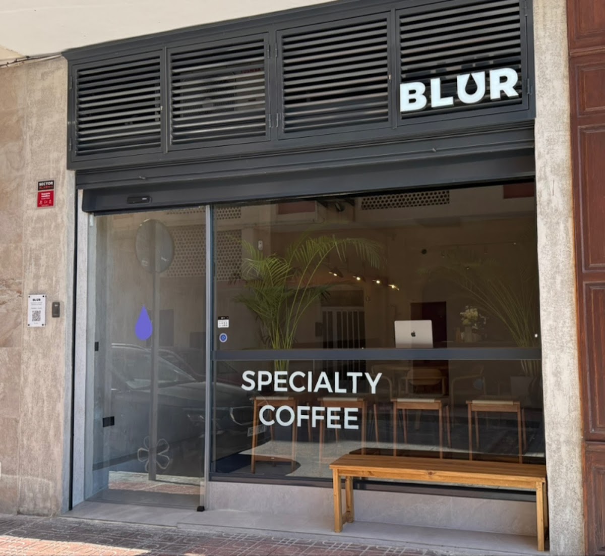 BLUR — Specialty Coffee, Brunch & Wine