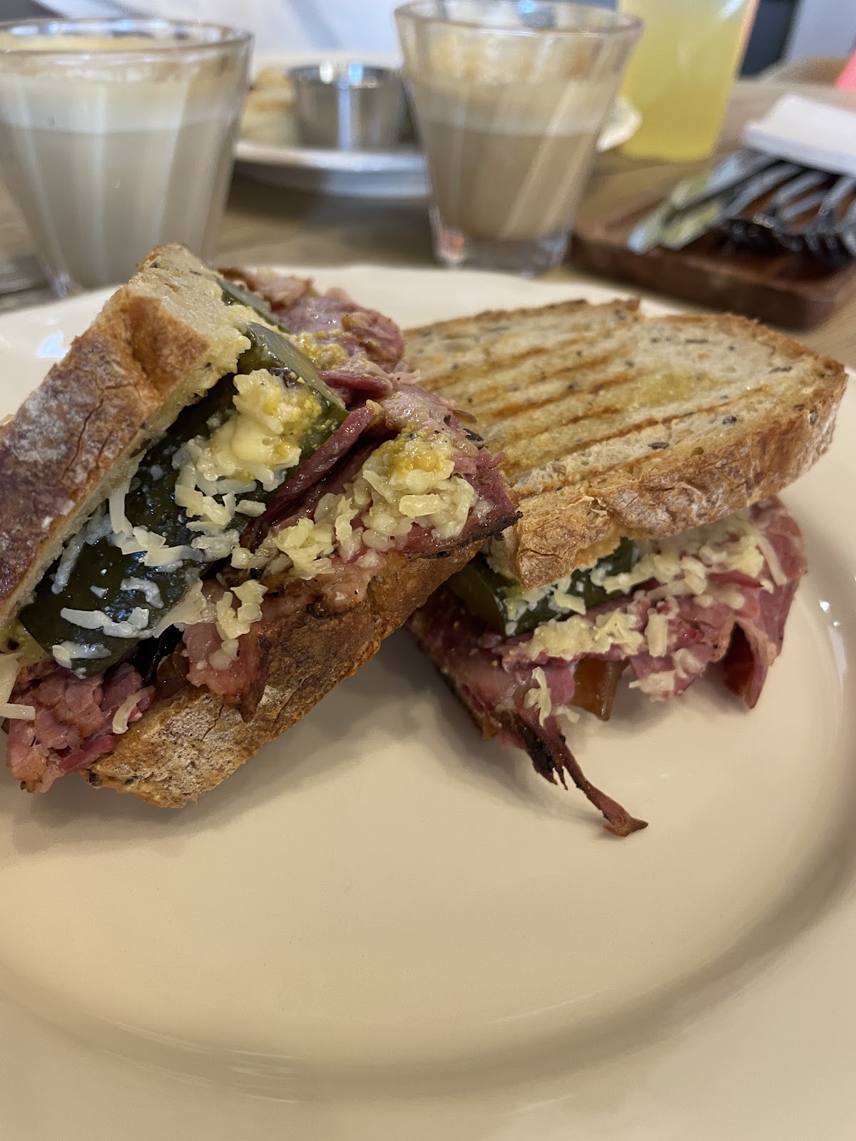 BLUR — Specialty Coffee, Brunch & Wine - Foto 3