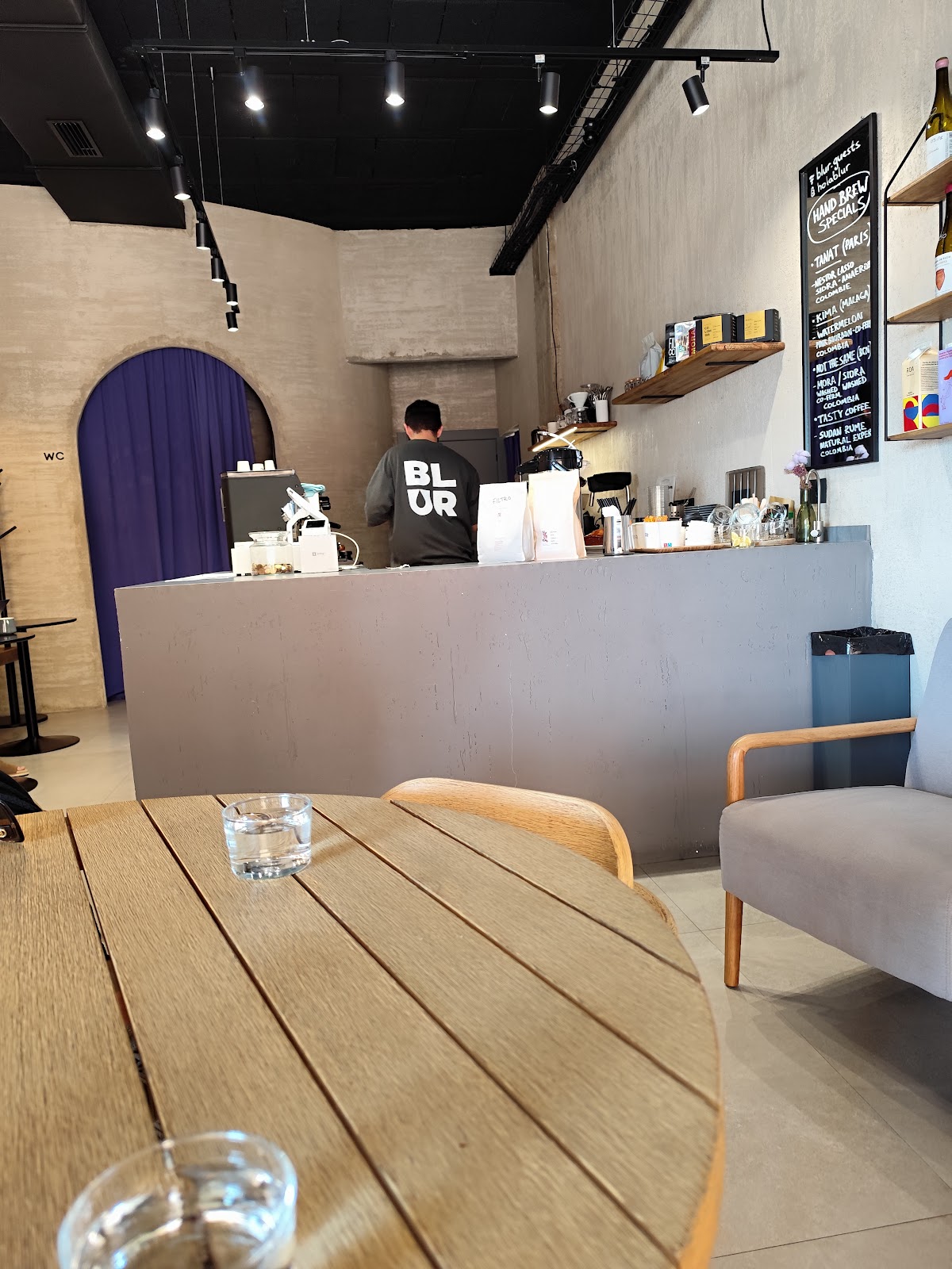 BLUR — Specialty Coffee, Brunch & Wine - Foto 5